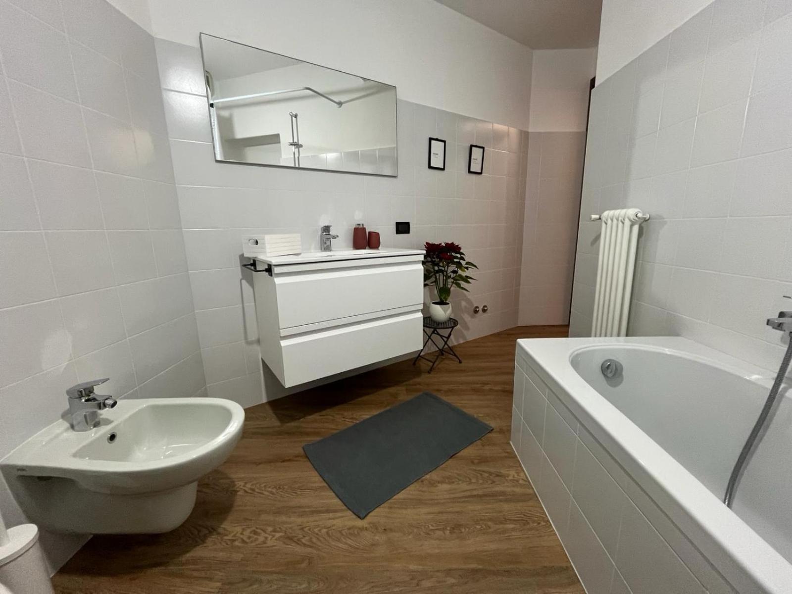 Ophelia Leon Charme&Relax Apartment Bergamo Bagian luar foto