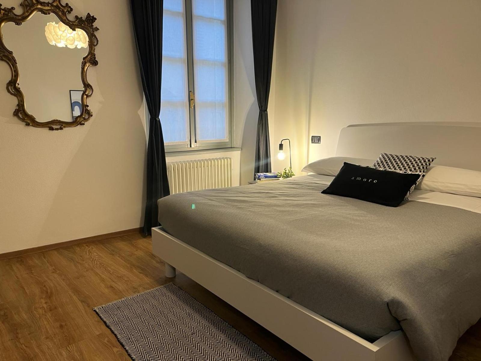 Ophelia Leon Charme&Relax Apartment Bergamo Bagian luar foto