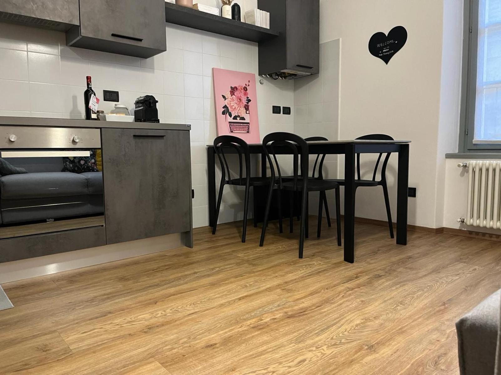 Ophelia Leon Charme&Relax Apartment Bergamo Bagian luar foto